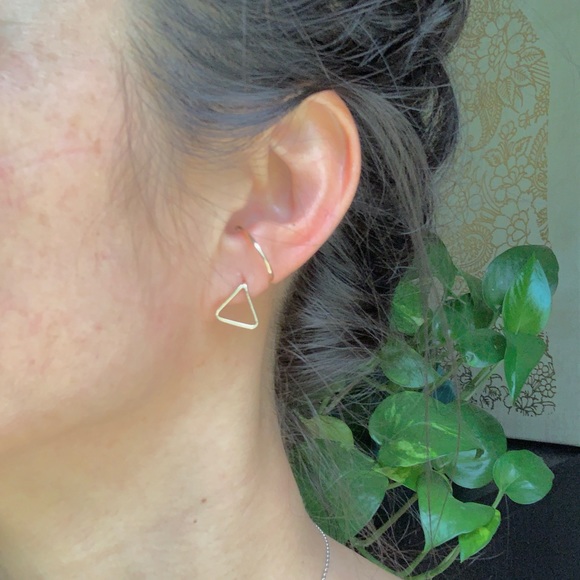 925 Sterling Silver Triangle Studs - Picture 6 of 7